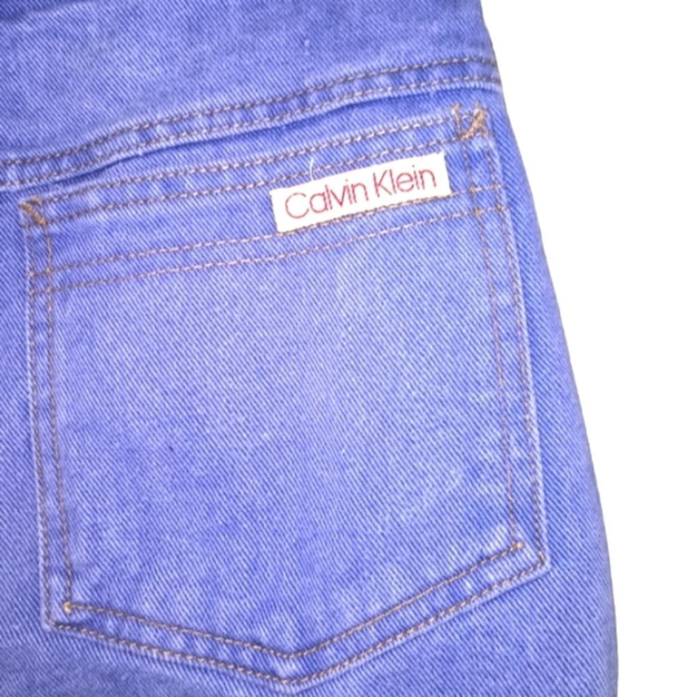Calvin Klein Vintage Lavender Stone Wash Mom Fit Jeans size 8 (see pics).   18